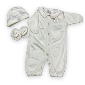 Bright Future Vintage Heirlooms Angel Wings Romper Hat Booties set 3-6 months